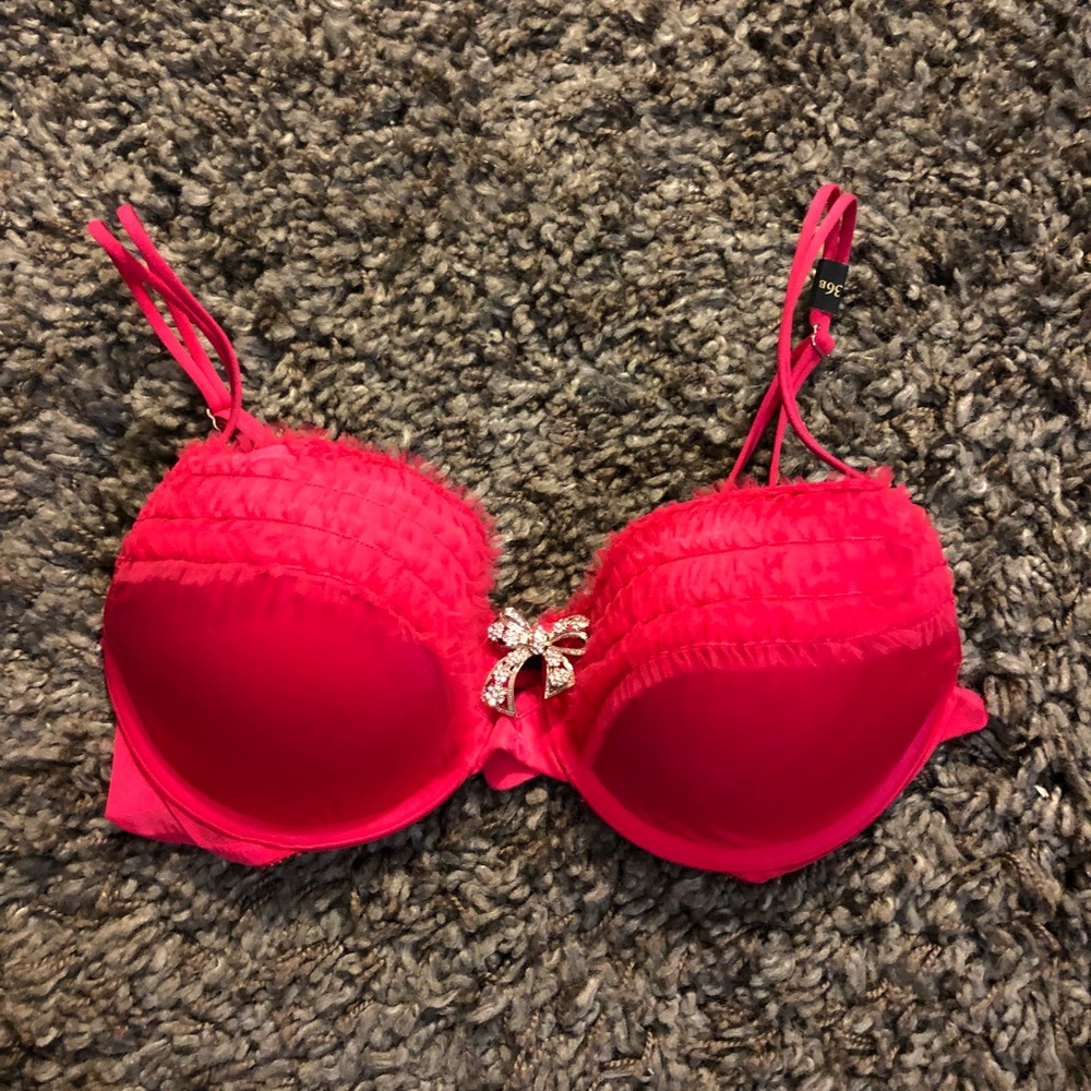 Victoria’s Secret Push Up Bra